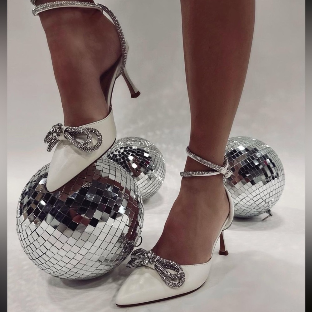 White dressing up heel - Picture 2 of 4